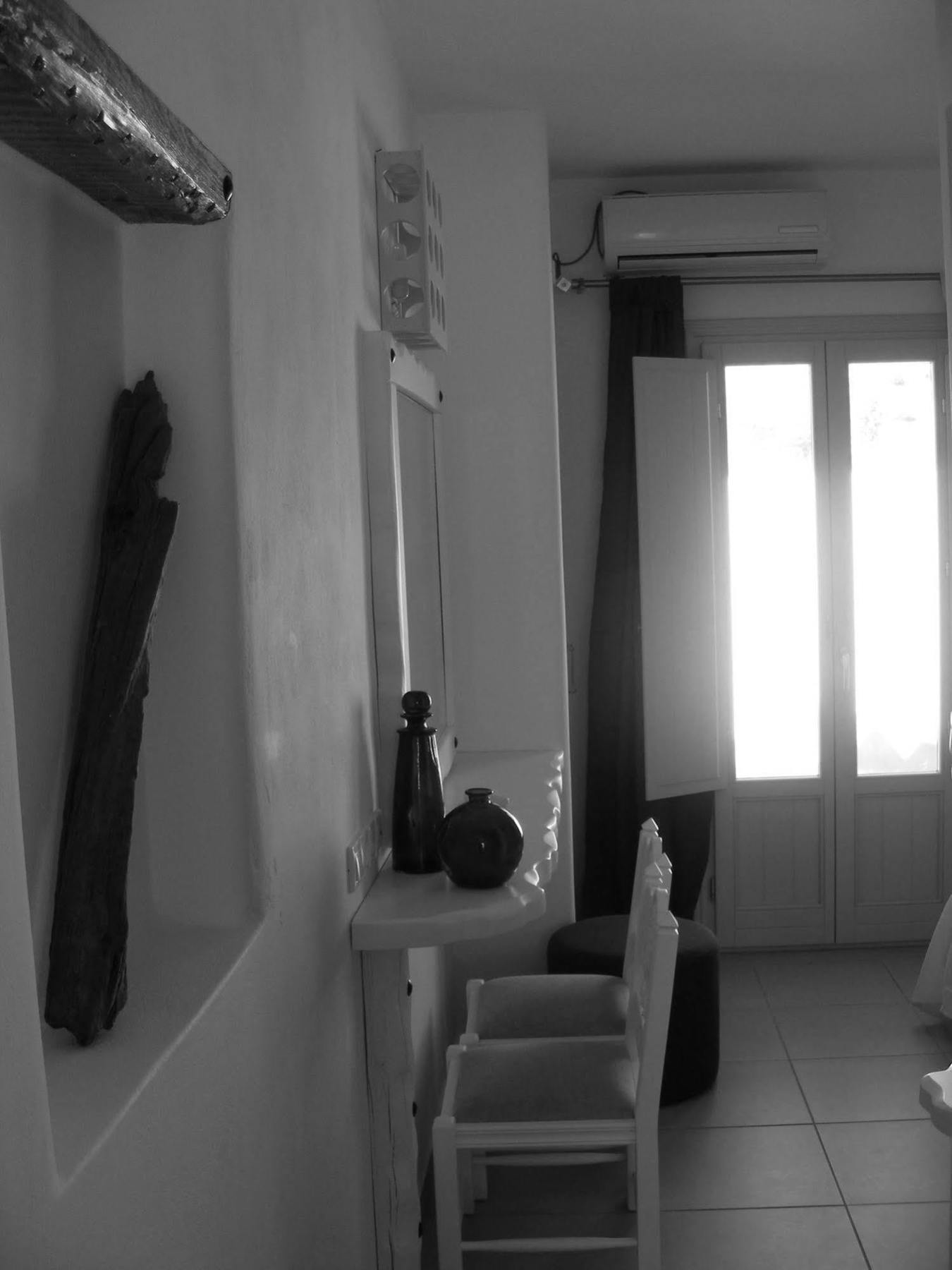 Aeri Appartement Perissa  Buitenkant foto