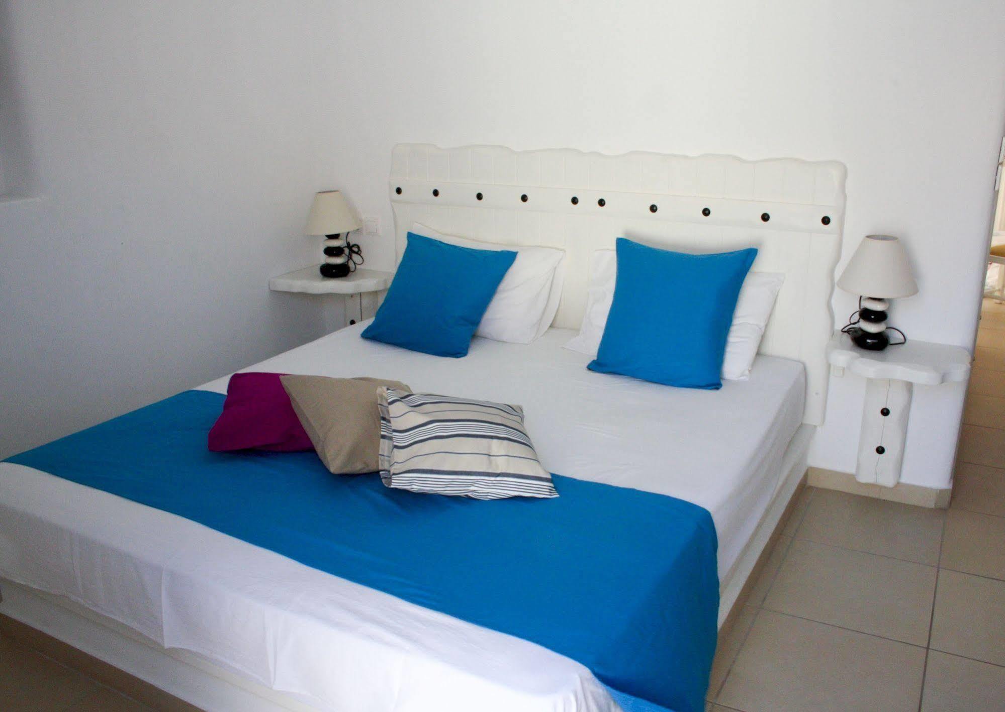 Aeri Appartement Perissa  Buitenkant foto