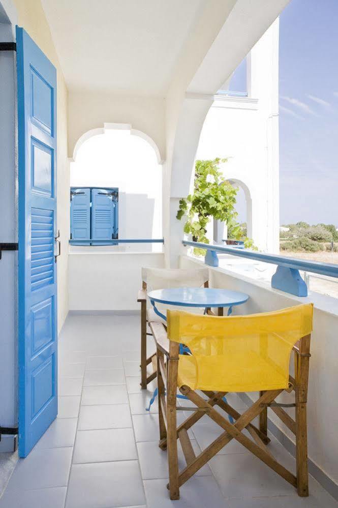 Aeri Appartement Perissa  Buitenkant foto